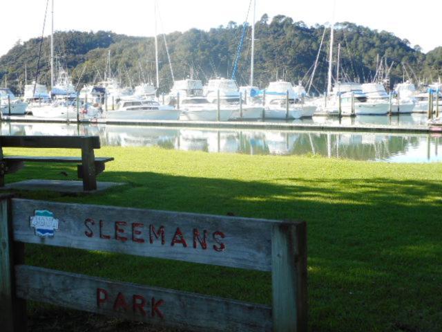 Apartment By The Marina Whitianga Extérieur photo